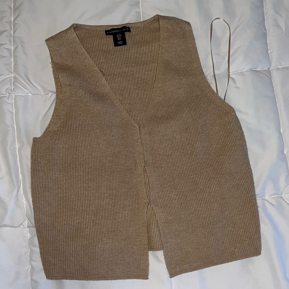 Tan Ribbed V-Neck Knit Vest